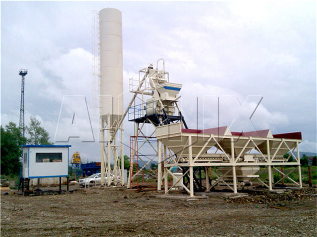 Mini Concrete Batching Plant in China