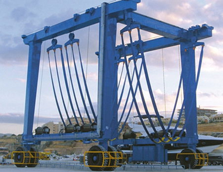 travel lift for sale