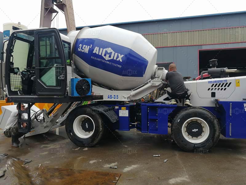 Self-loading mobile concrete mixers sent