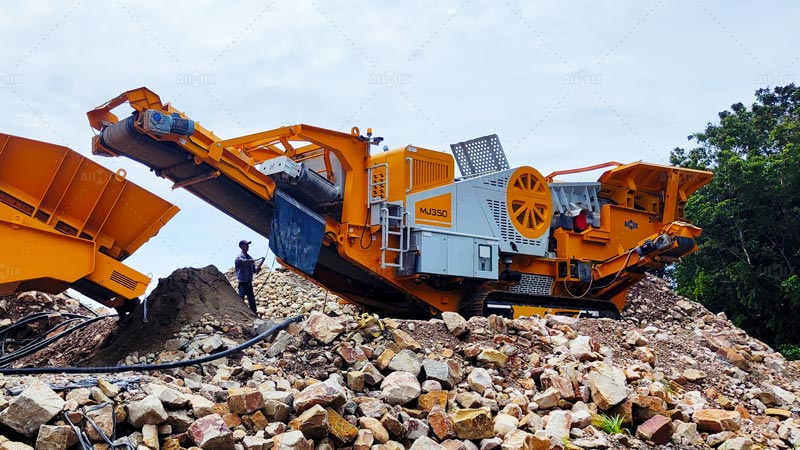 Mobile Type Stone Crusher Plants